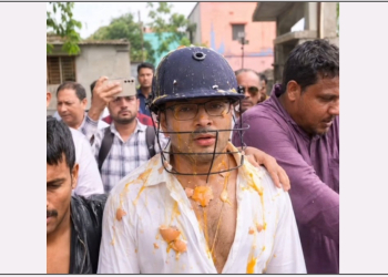 Abhishek Banerjee heckled on his way to Sonarpur; slapped, eggs thrown at him