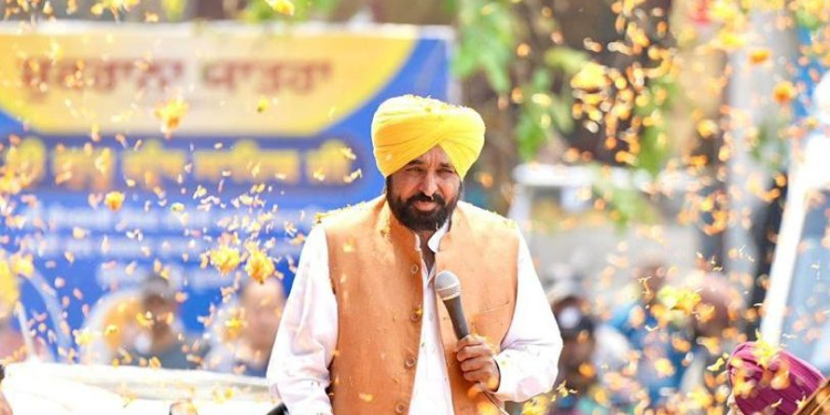 CM Bhagwant Singh Mann leads ‘Shukrana Yatra’ in Majha region on 2nd day, says those committing beadbi will no longer escape punishment