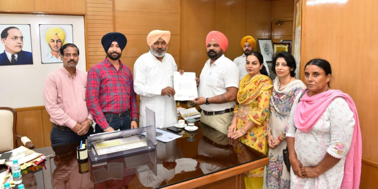 Finance Minister Harpal Singh Cheema Meets Employee Unions; Assures Speedy Action on Legitimate Demands