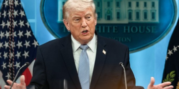 Trump claims secret US operations in Hormuz