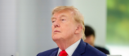 Trump unveils Iran deal, eyes wider Middle East pact