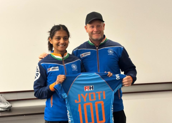 Hockey India congratulates midfielder Jyoti on completing 100 international caps