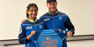 Hockey India congratulates midfielder Jyoti on completing 100 international caps