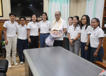 9 SAFF title-winning Manipuri women footballers meet CM, seek stronger support for sport