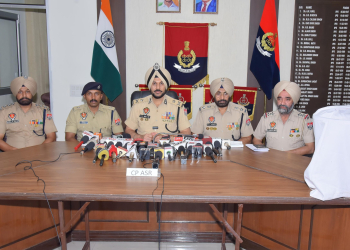 30KG HEROIN RECOVERED IN AMRITSAR; TWO JUVENILES AMONG SIX HELD