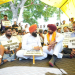 Warring joins protesting cab drivers; supports their demands