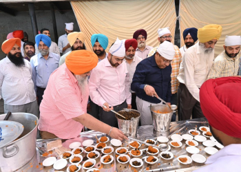 Public Relations Department Organizes Chhabeel & Langar of Chhole-Karah Prasad to Mark Shaheedi Gurpurab of Guru Arjan Dev and Nirjala Ekadashi