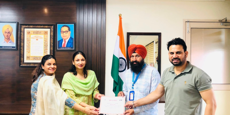 Deputy Commissioner Honours BLO Jagtar Singh for Achieving 100% Completion of SIR-2026 Exercise