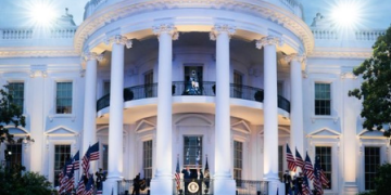 US unveils passport for 250th anniversary