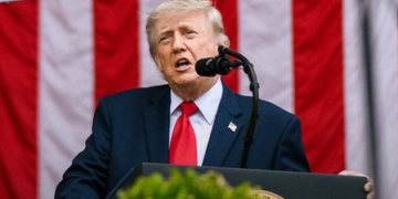 Trump says US must win AI race