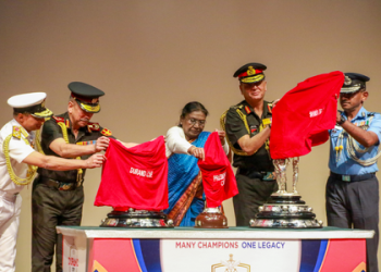President Droupadi Murmu unveils trophies of Durand Cup tournament 2026