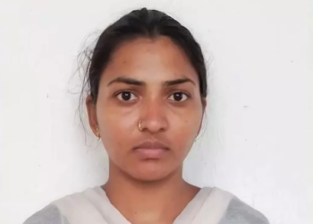 Telangana woman kills husband by injecting toilet cleaner after bid to murder by throwing him from roof fails
