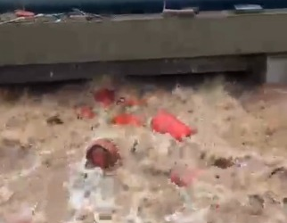 Maha monsoon fury: Around 3,000 LPG cylinders swept into river in Raigad after HPCL plant wall collapses