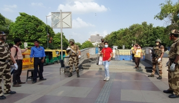 Three Delhi Metro station gates shut ahead of CJP protest; Rajiv Chowk resumes Ops after brief halt