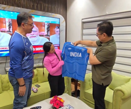 Mirabai Chanu gifts signed jersey to Union Minister Kiren Rijiju after CWG glory