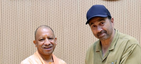 Sunny Deol meets UP CM Yogi Adityanath