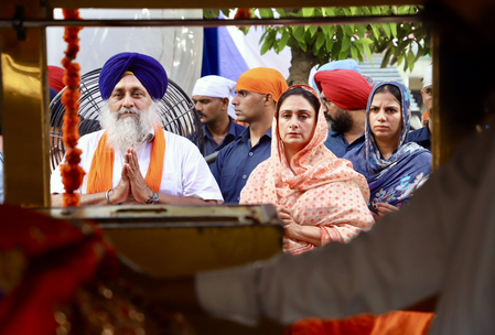Harsimrat Kaur thanks PM Modi, Amit Shah for their concern, support after attack on Sukhbir Badal