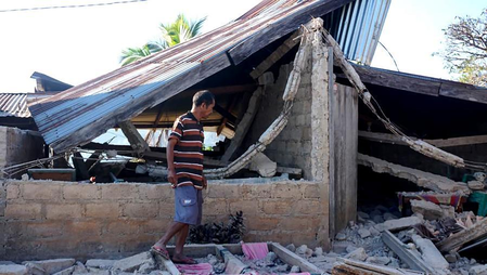 7.7-magnitude quake