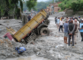 Nepal floods: Death toll crosses 900 mark as 4,247 people remain out of contact