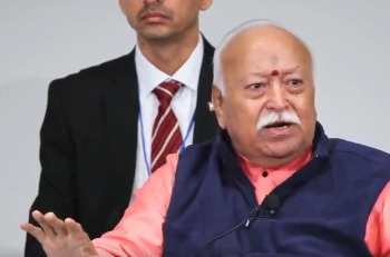 Practice, not knowledge, can unite: Bhagwat