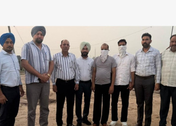 Vigilance Bureau nabs ASI and Reader To SHO red handed accepting bribe of Rs 1,00,000/-