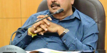 Karnataka Minister Cheluvarayaswamy challenges Kumaraswamy to public debate over ‘9 p.m.’ allegation