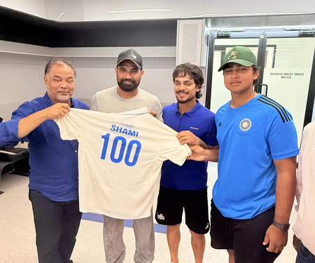 Cricket Association of Bengal felicitates Shami for 100th FC game milestone