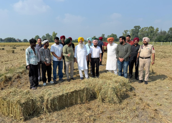GURMEET KHUDIAN MAKES PADDY STRAW BALES IN GURDASPUR FIELDS, GIVES CALL FOR STUBBLE-BURNING-FREE PUNJAB