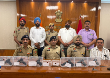 GANGSTER BURI BASANTKOTIA AMONG FIVE HELD AFTER HOT CHASE IN GURDASPUR; SIX PISTOLS RECOVERED