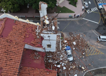 powerful quake