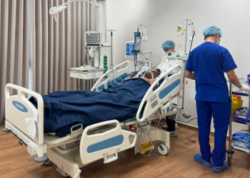 hospitals display treatment