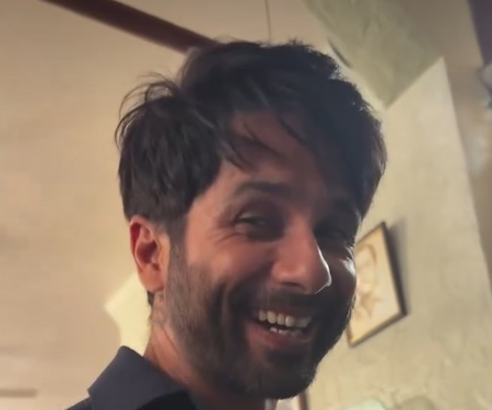 Shahid Kapoor ‘promptly breaks out of character’ after wrapping up ‘Farzi 2’ shoot
