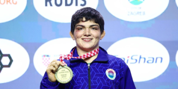 Manisha's historic Worlds gold