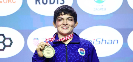 Manisha's historic Worlds gold